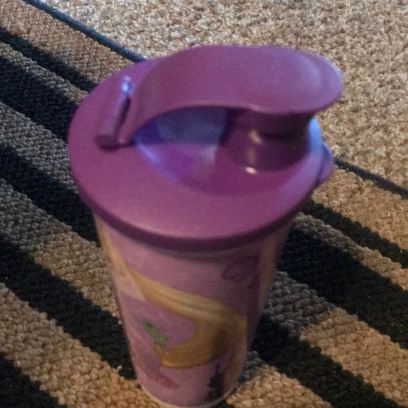 Tupperware 💜cup - Picture 4 of 4
